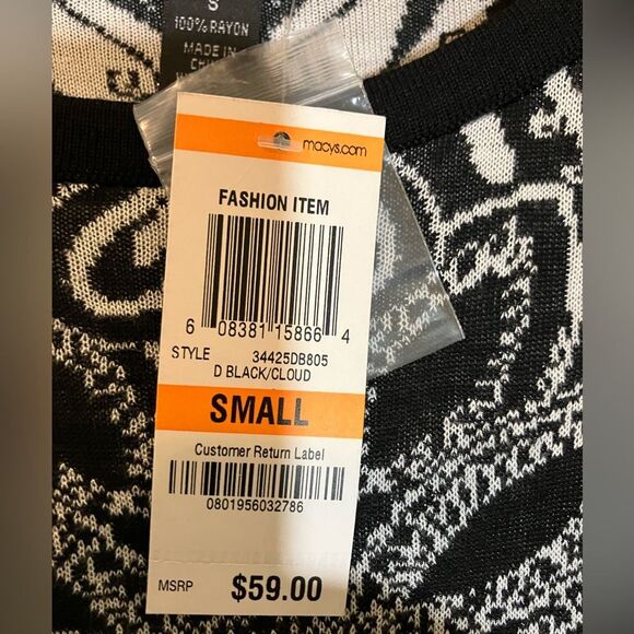 NWT Style & Co long sleeve dress. Black, and white design. Women’s size small - Picture 4 of 5